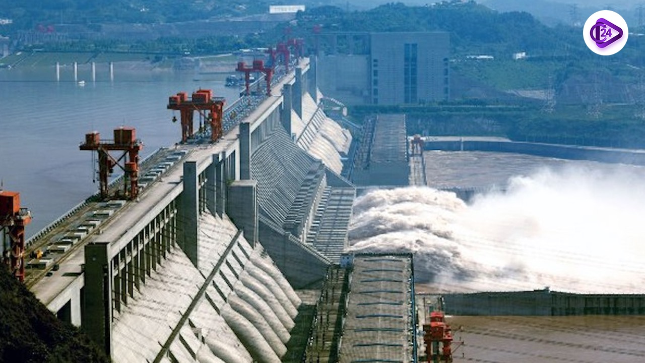 China to Construct the Largest Hydropower Dam in Tibet