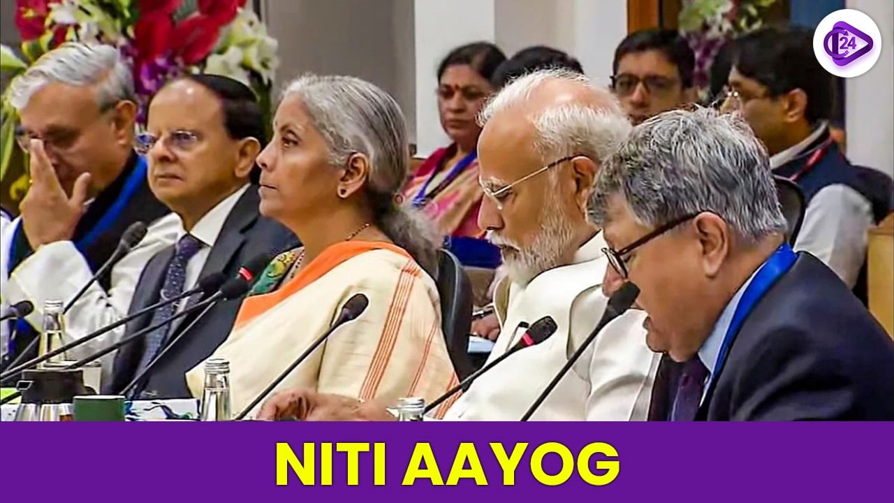 NITI Aayog Launches Report on Women’s Growing Role in India’s Financial Growth